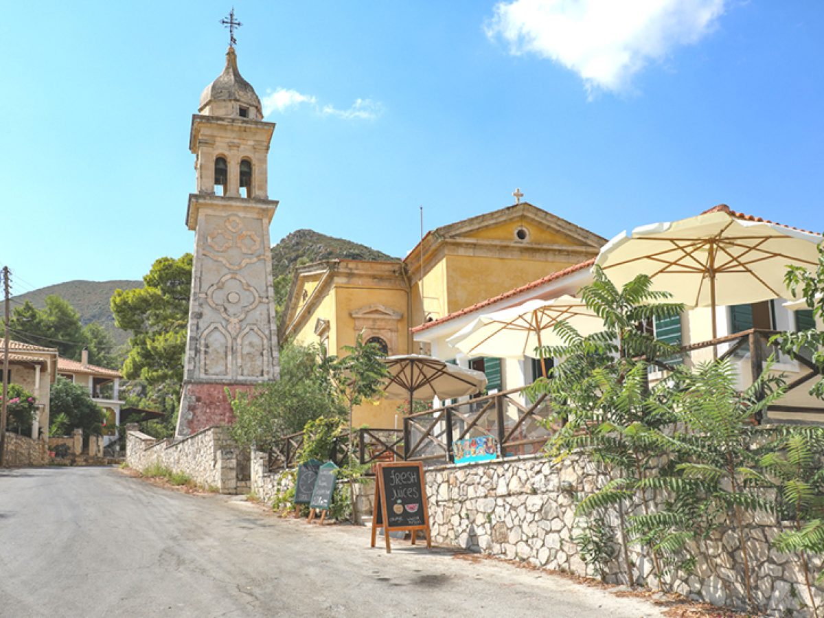 Μ. Χέλμης: Μας έχουν εγκαταλείψει τελείως στην Αγία Μαρίνα