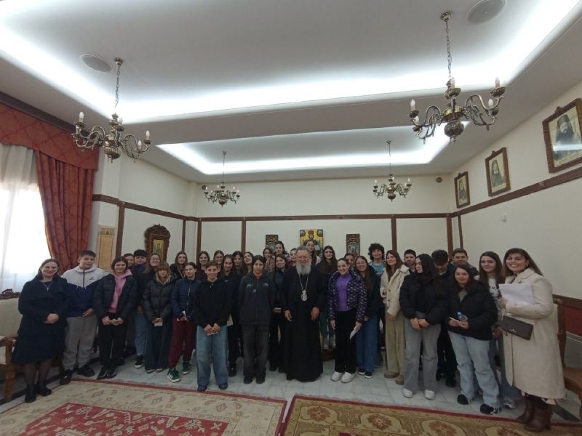 Μάθημα αγάπης από το 7ο Γυμνάσιο Χαλκίδας: Η συγκινητική δωρεά και η αναφορά του Μητροπολίτη στον Άγιο Ιάκωβο