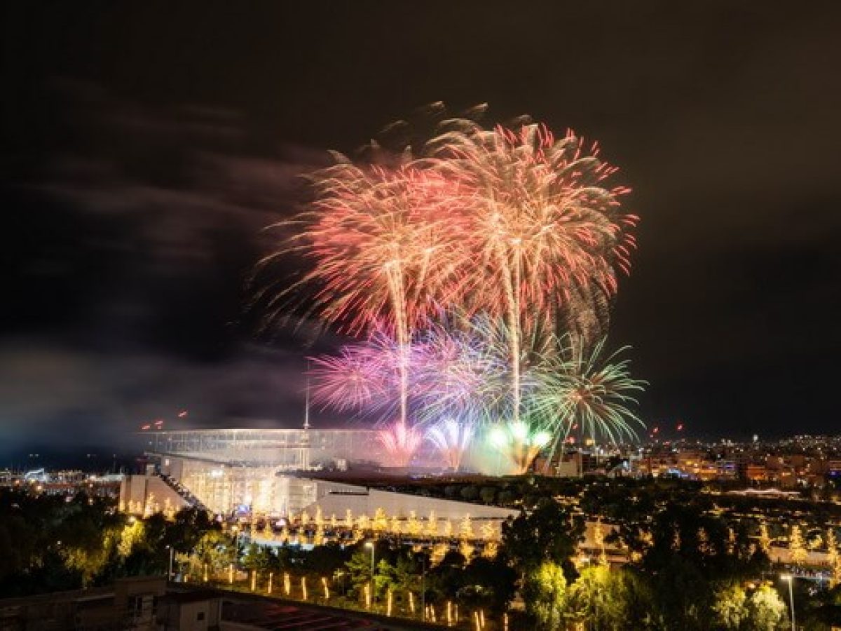 Με ένα φαντασμαγορικό show πυροτεχνημάτων και ένα μεγάλο πάρτι υποδέχτηκε το 2026 το ΚΠΙΣΝ
