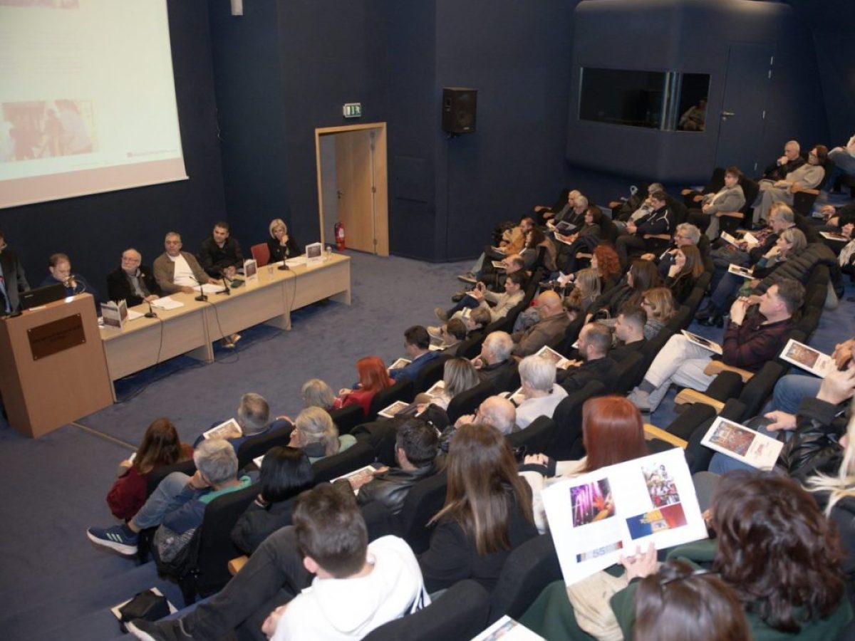 Με επιτυχία η παρουσίαση του λευκώματος “Στον Πατρινό ρυθμό”