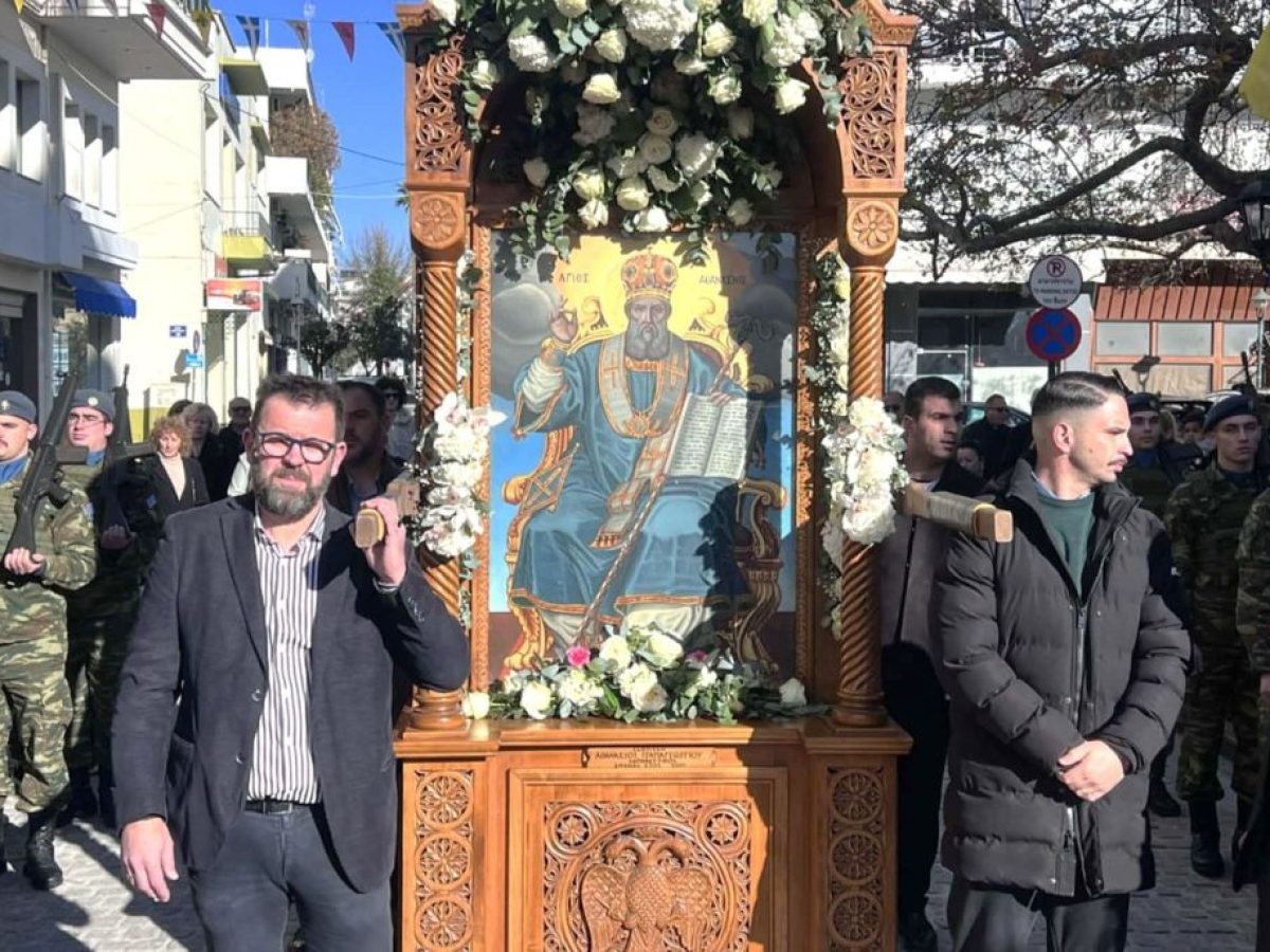 Με λαμπρότητα και κατάνυξη η Αμαλιάδα τίμησε τον Πολιούχο της Άγιο Αθανάσιο