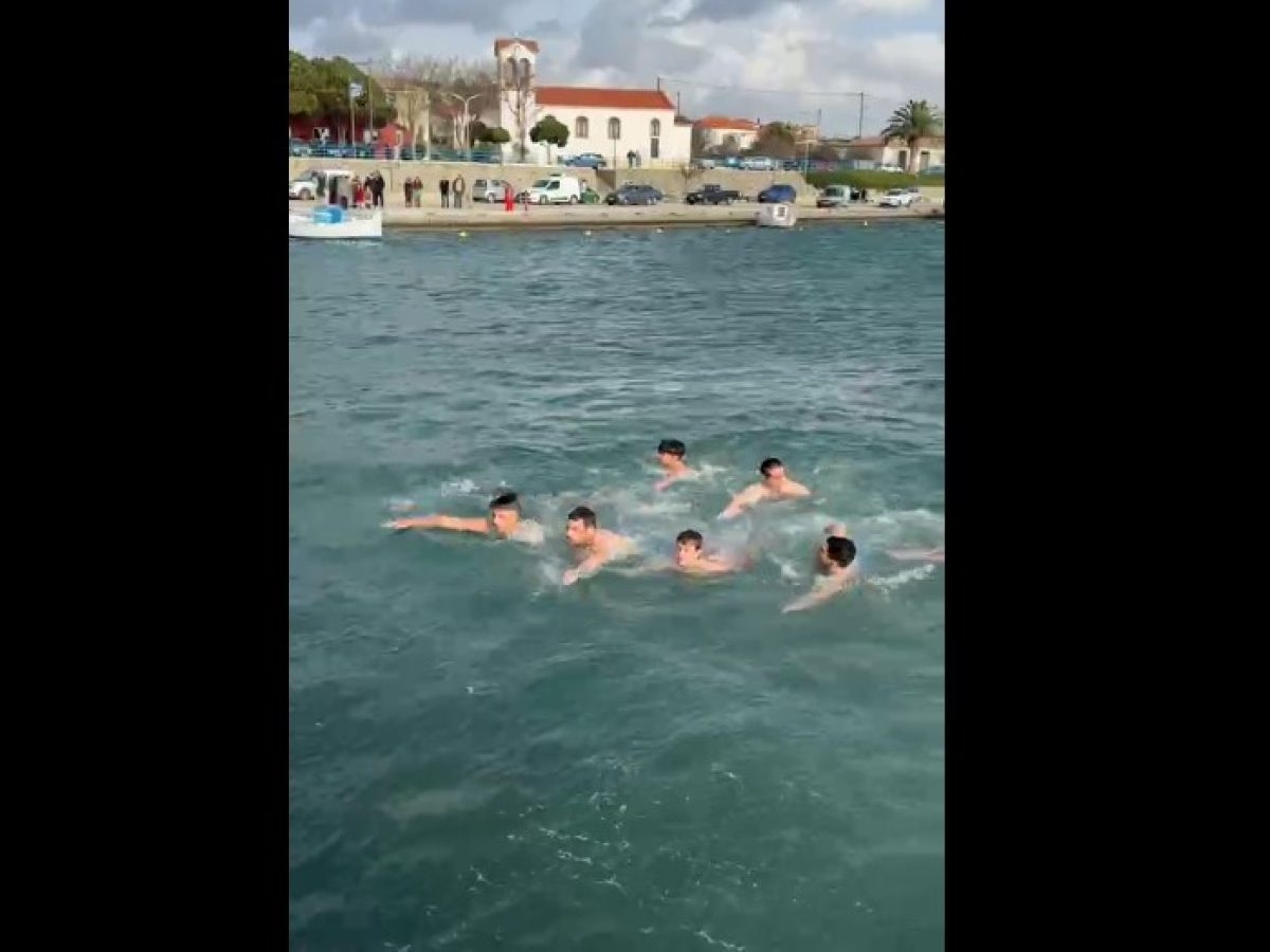 Με Λαμπρότητα και Πίστη τα Θεοφάνεια στη Νέα Κούταλη: Η Νεολαία «Βούτηξε» στα Παγωμένα Νερά (Βίντεο)