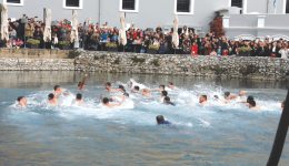 me-plithos-kosmou-i-giorti