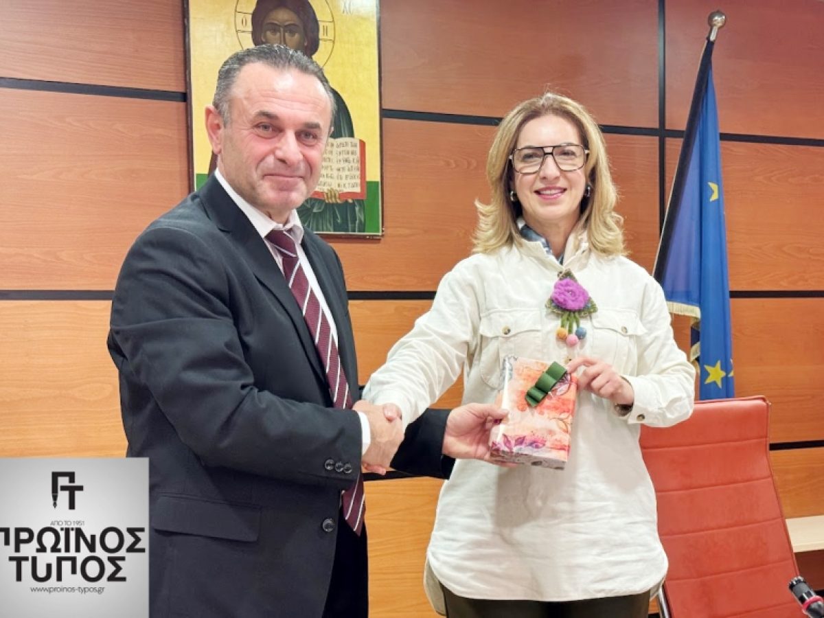 Με τις ευλογίες του Μητροπολίτη Δωρόθεου η κοπή της βασιλόπιτας στο Δήμο Δράμας  Η Αντιδήμαρχος Σ. Τσακιρίδου έτυχε το φλουρί