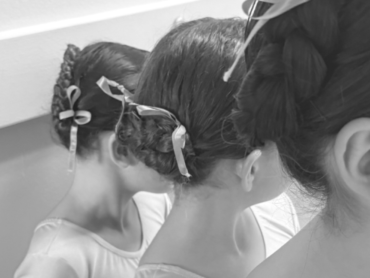 Μεγάλες διακρίσεις για τη Σχολή Χορού Ελισάβετ Λιβιεράτου στις εξετάσεις της Royal Academy of Dance