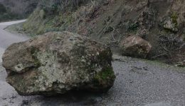 megalos-vrachos-epese-sto-dromo