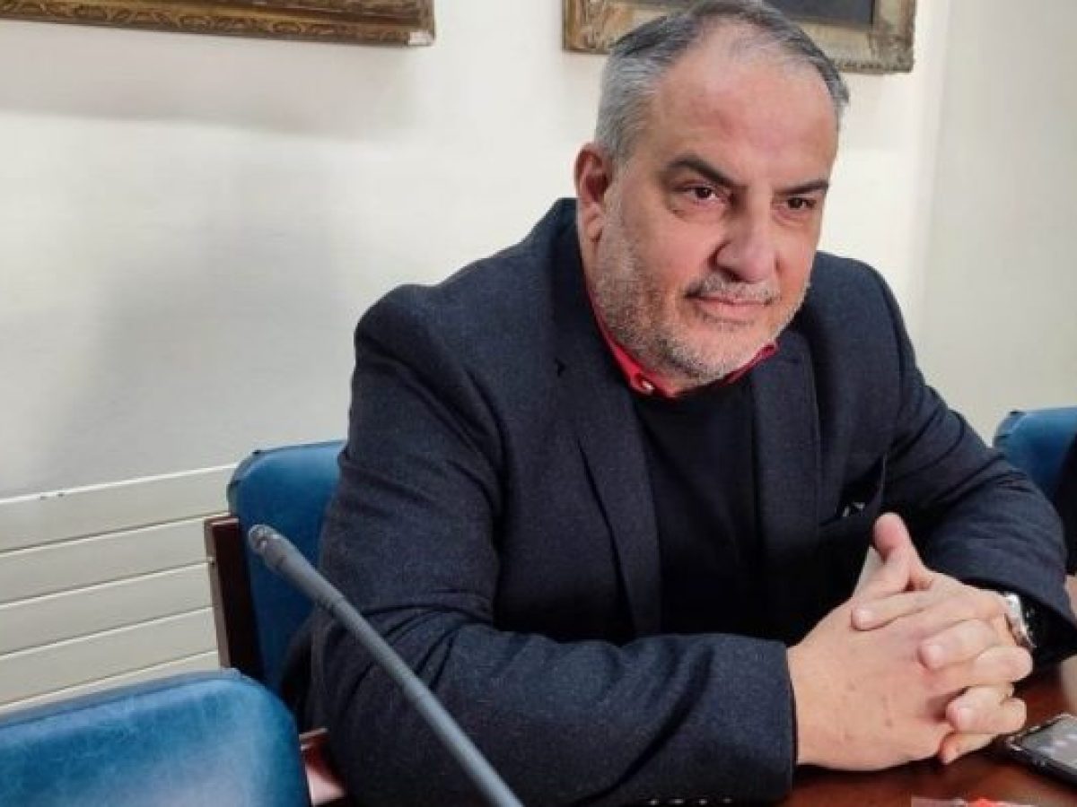 ΜέΡΑ25: Νόμιμη η υποκρισία, “παράνομη” η δημόσια θέση