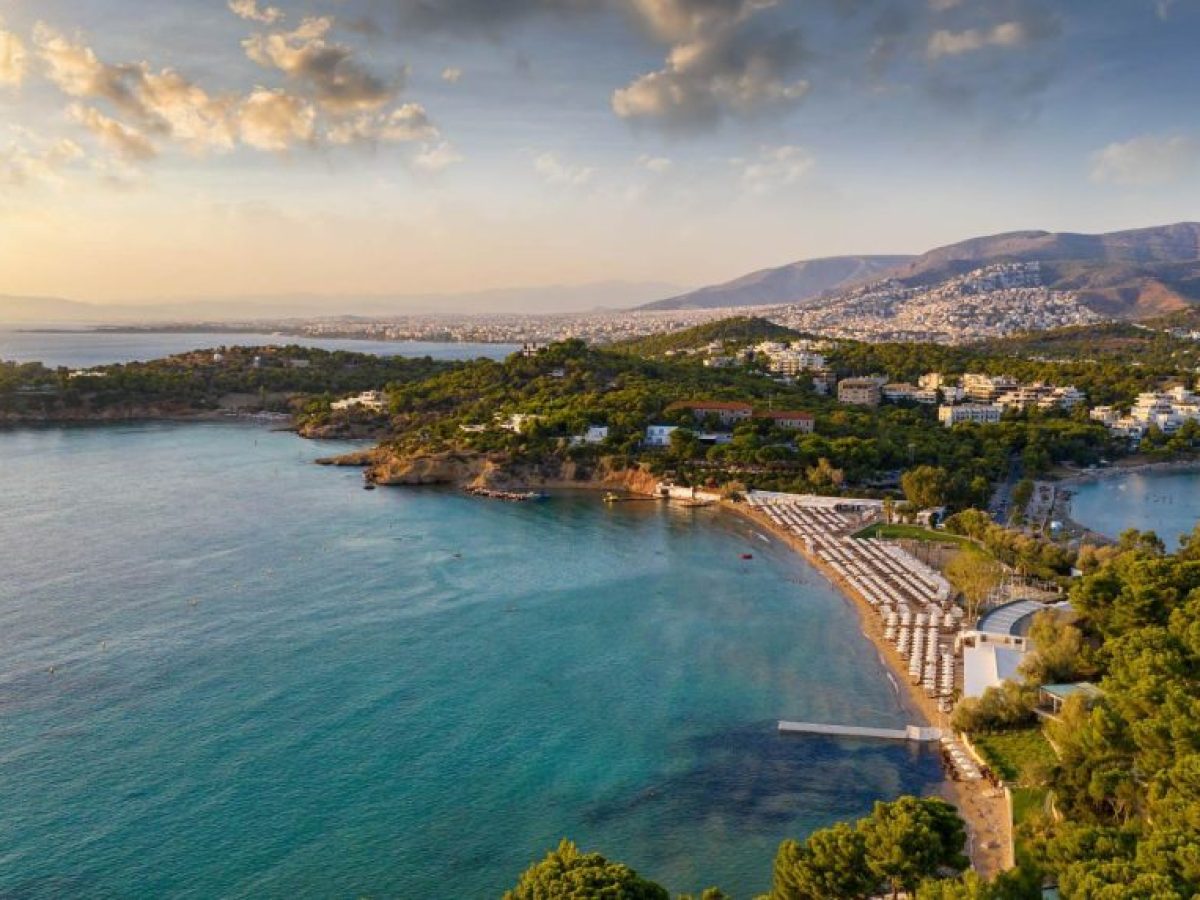 Μετακόμισε από τη Βουλιαγμένη στη Γλυφάδα η έδρα της «Αστήρ Παλάς Βουλιαγμένης»