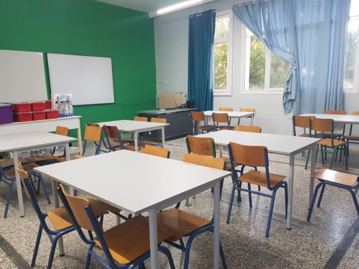 «Μεταμόρφωση» στο Γυμνάσιο Ψαχνών: Η δωρεά που αλλάζει ριζικά το μάθημα Φυσικής και Χημείας