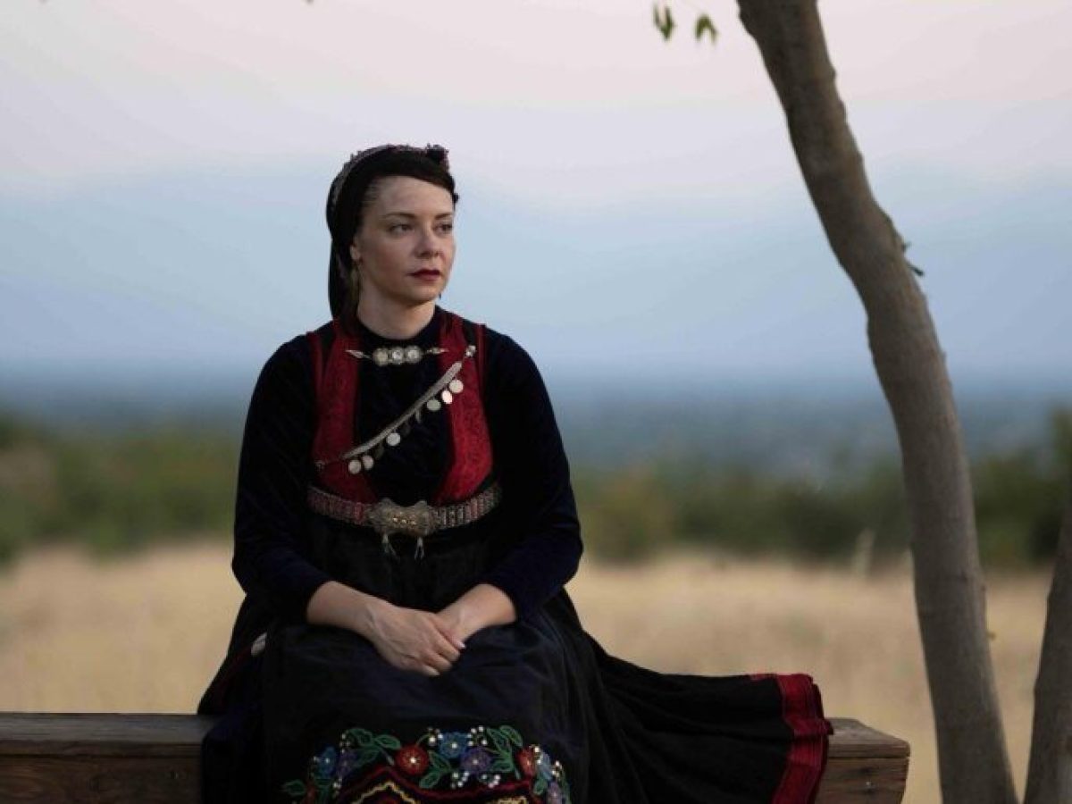 «Μια λυγερή ακούστηκε»-Παράσταση αφιερωμένη στην Παγκόσμια Ημέρα της Γυναίκας