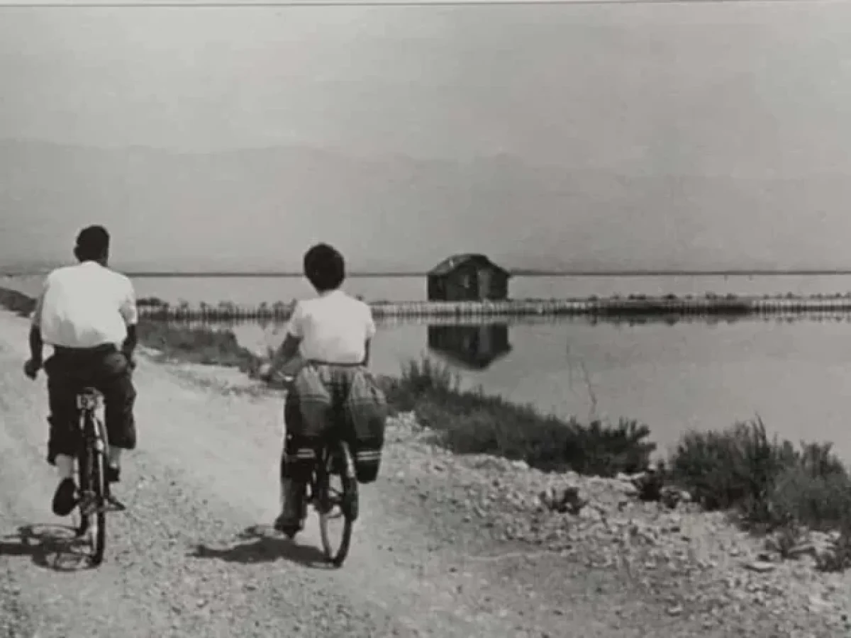 Μια ωδή στο παλιό Μεσολόγγι – Φωτογραφίες που λειτουργούν ως ζωντανά τεκμήρια μνήμης της Ιερής Πόλης