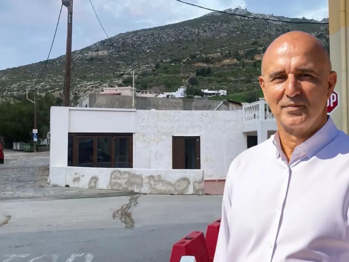 Μιχάλης Κόλιας: Παραχωρεί δωρεάν τον στεγασμένο χώρο του καταστήματος LA PLAYA στην Αγ. Μαρίνα, με πρόσβαση σε WC