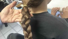 mikri-se-ilikia-megali-se