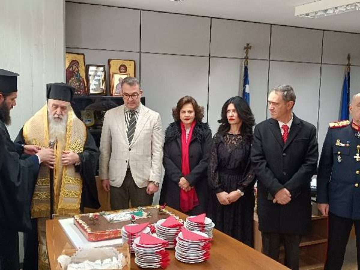 Μηνύματα ενότητας, πίστης και αισιοδοξίας στις κοπές πίτας Αντιπεριφέρειας και Δήμου Ανατολικής Σάμου