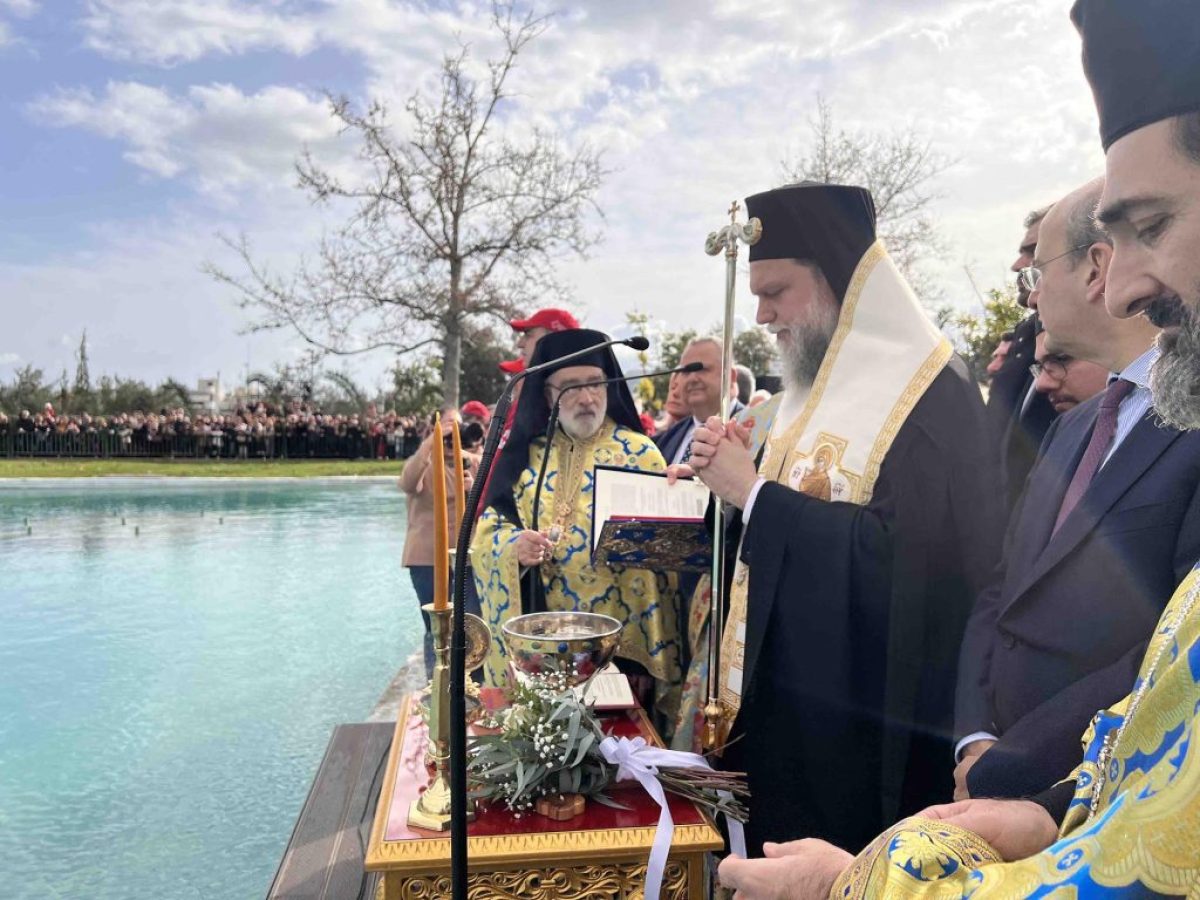 Μητρόπολη – ΦΩΤΟΡΕΠΟΡΤΑΖ – Τα Θεοφάνεια σε Νέα Ιωνία και Νέα Φιλαδέλφεια