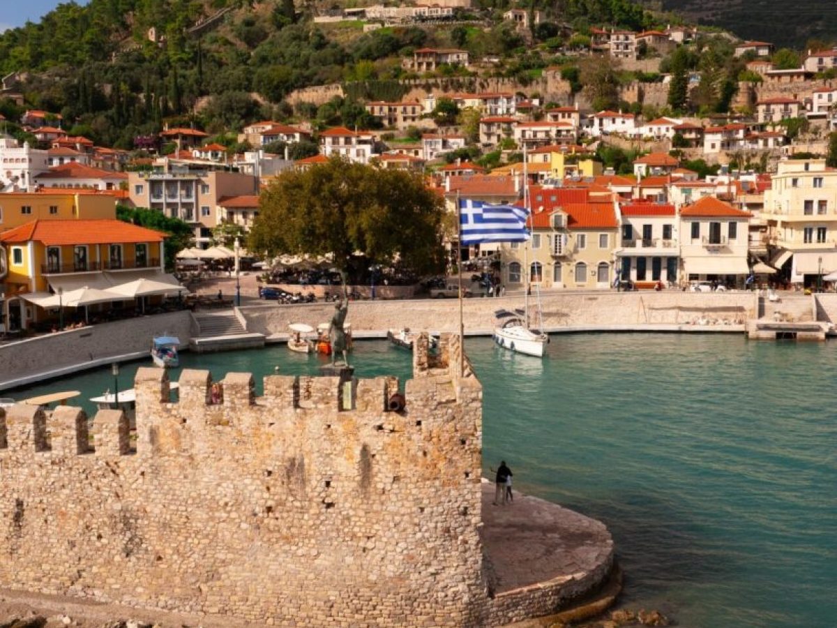 Ναύπακτος: 42.000 ευρώ για υποτροφίες σε Ιδρύματα της Ναυπάκτου
