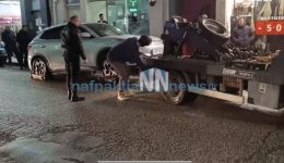 nafpaktosmia-vlavi-se-ilektriko-aftokinito