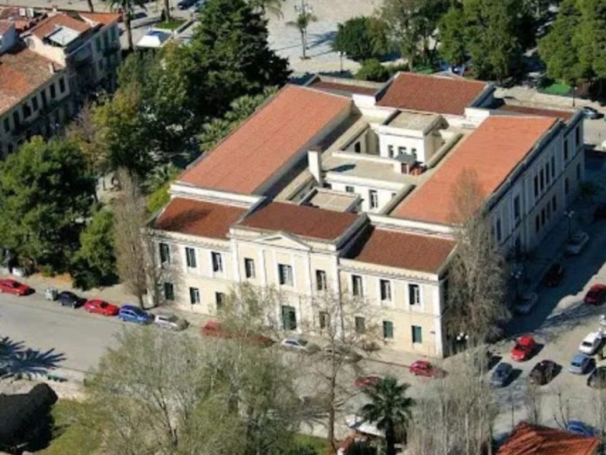 Ναυπλιώτης έσυρε στα δικαστήρια τον Δήμο και πήρε πίσω τη δουλειά του!