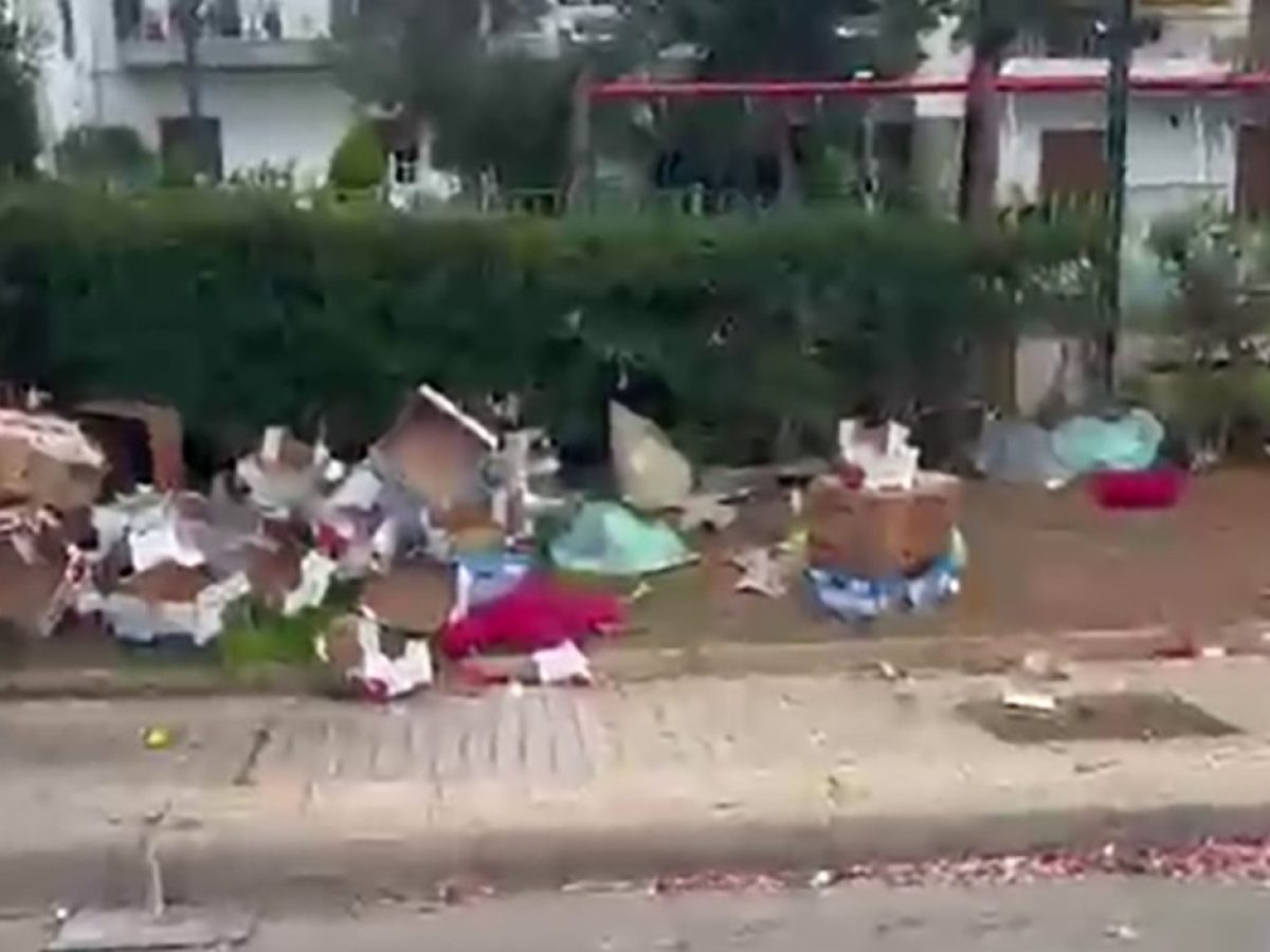 Νέα Ιωνία – «Ως εδώ και μη παρέκει» με το μπάχαλο μετά το τέλος των λαϊκών λέει ο Δήμος Νέας Ιωνίας