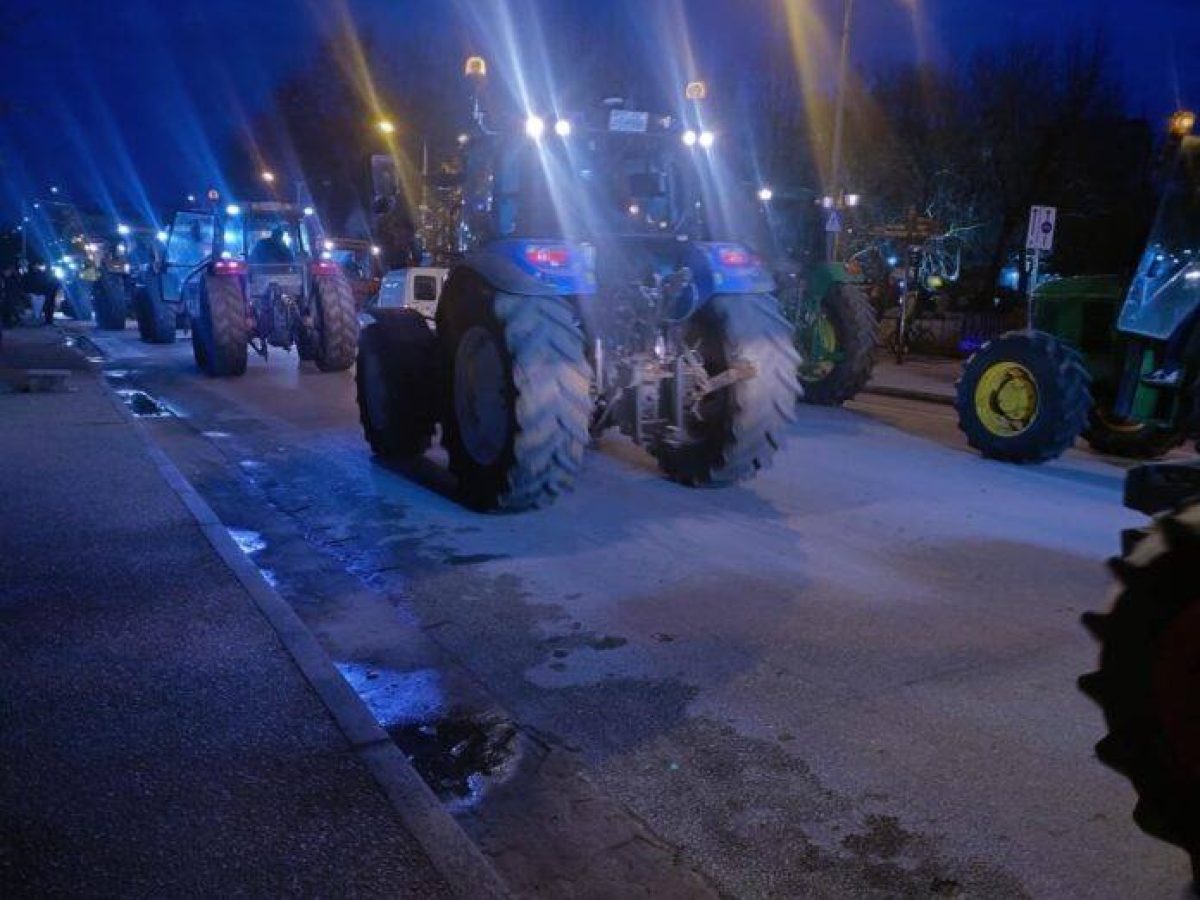 Νέα κλιμάκωση των αγροτικών κινητοποιήσεων: Αποκλεισμός στη θέση «Μουργκάνη»