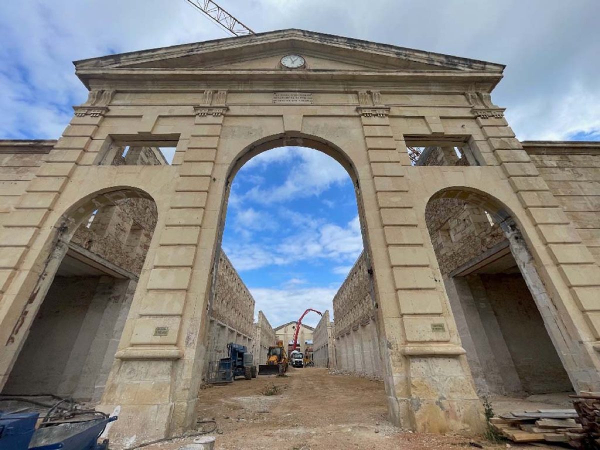 Νέα παράταση έξι μήνες για τη δημοτική αγορά