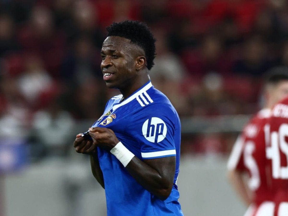 Νέα ρατσιστική επίθεση κατά του Βινίσιους πριν το Αλμπαθέτε–Ρεάλ: δημόσια καταδίκη από τη La Liga