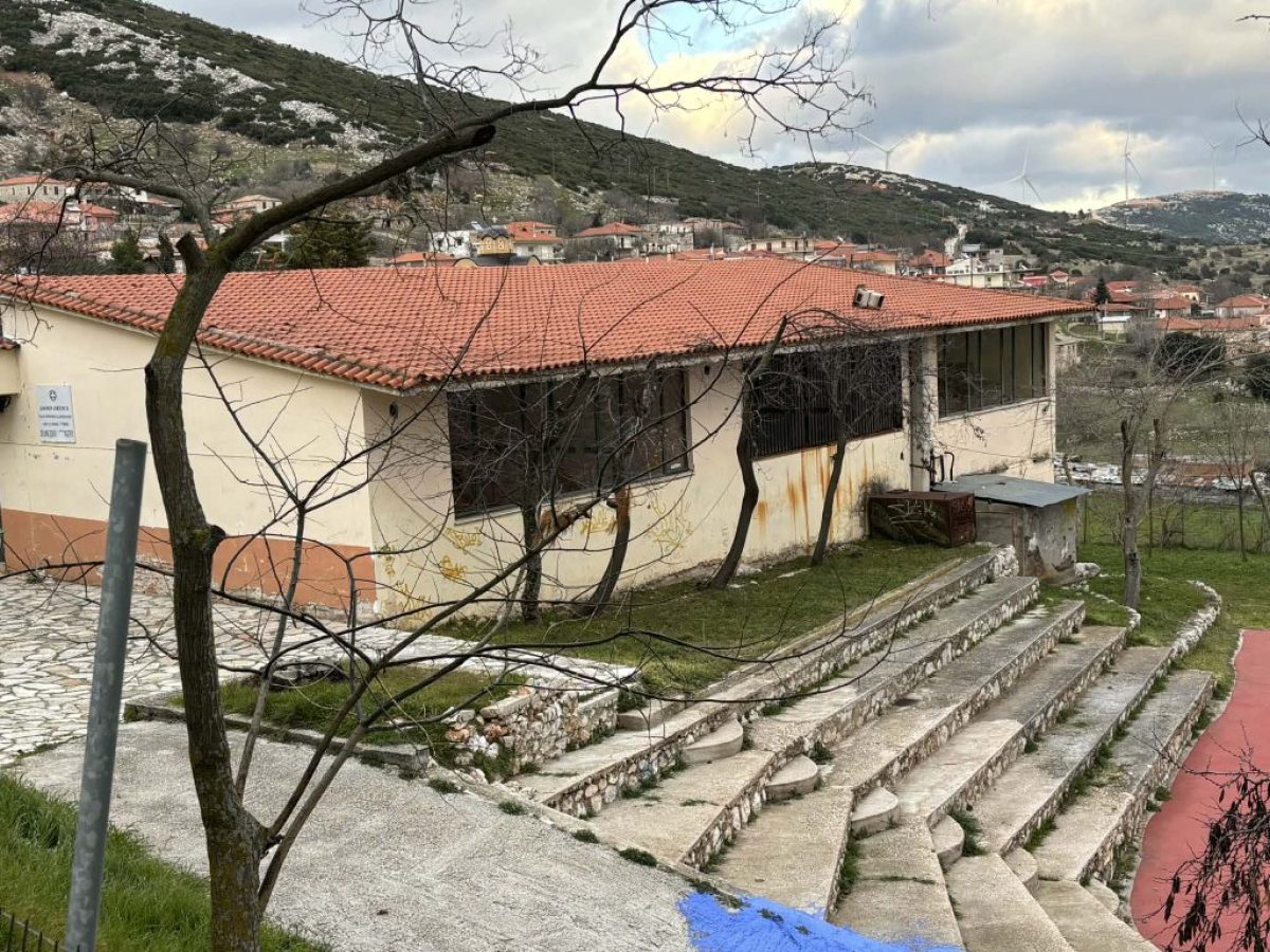 Νέα ζωή στο παλιό σχολείο του Αγγελοκάστρου