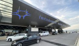 nees-apefthias-ptisis-Finnair-pros