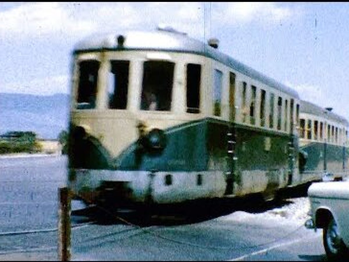 Νεμέα 1961 – Διάβαση τρένου στη Νεμέα