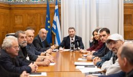 nikitiadis-o-thesmos-ton-laikon-1