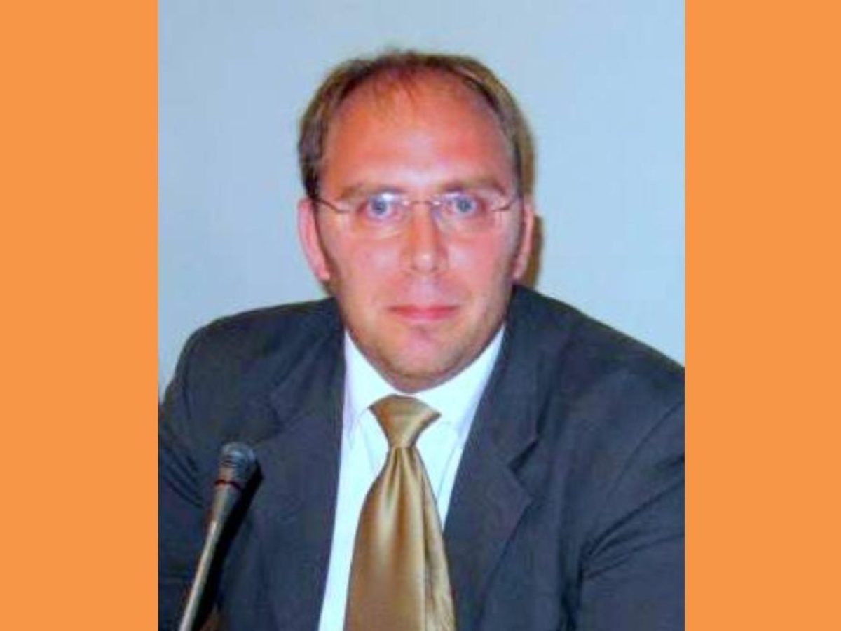 ΝΙΚΟΣ ΑΝΟΥΣΑΚΗΣ : OI “ΑΛΛΟΚΟΤΕΣ ΒΡΑΒΕΥΣΕΙΣ”