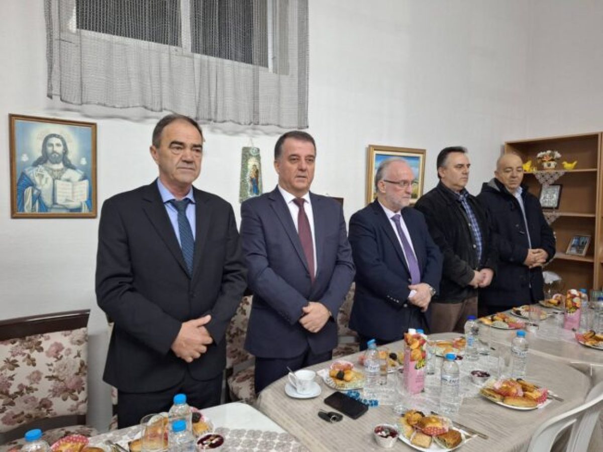 Ο αντιπεριφερειάρχης ΠΕ Ροδόπης Μανόλης Ταπατζάς παραβρέθηκε σε κοπές βασιλόπιτας Πολιτιστικών Συλλόγων του νομού (φωτος)