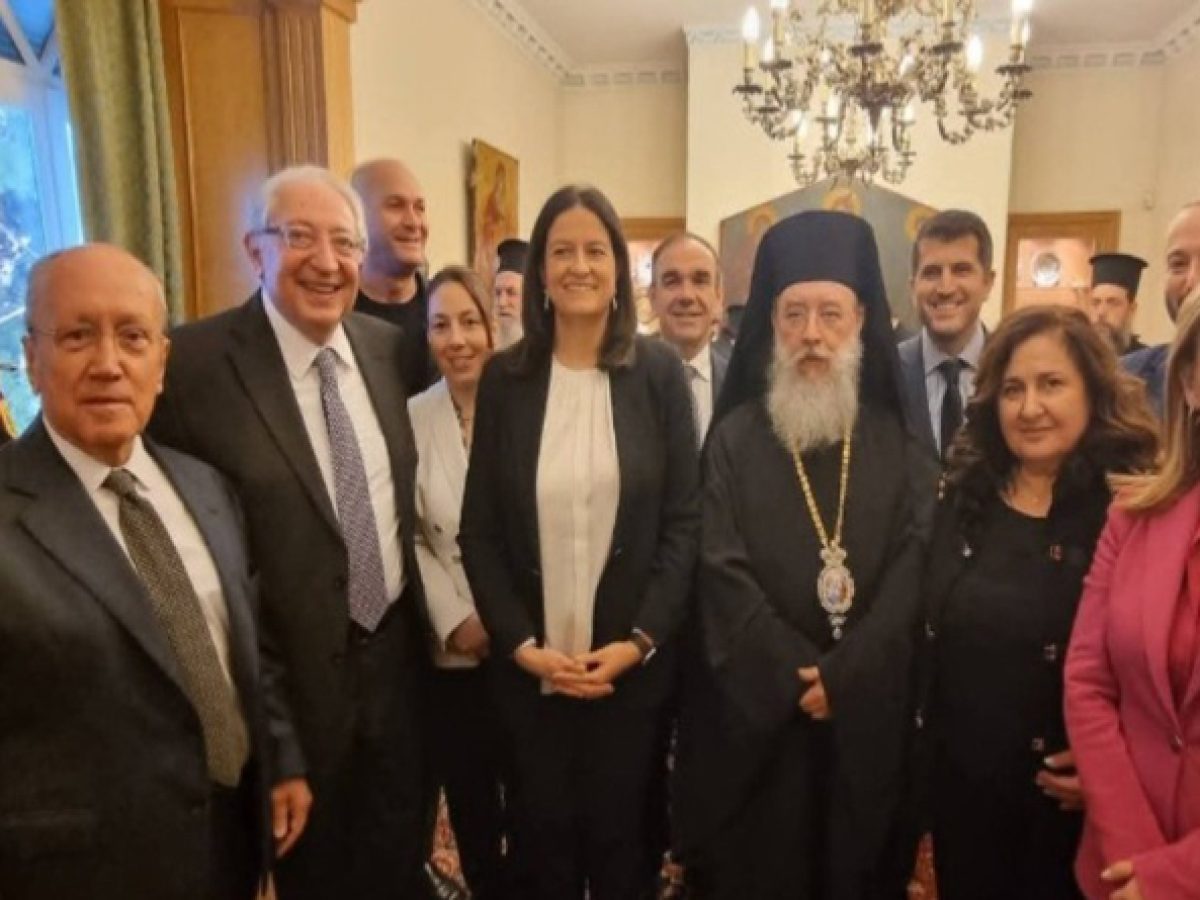 Ο Δήμος Μαραθώνα στην Κοπή της Πρωτοχρονιάτικης Πίτας στην Μητρόπολη Κηφισίας