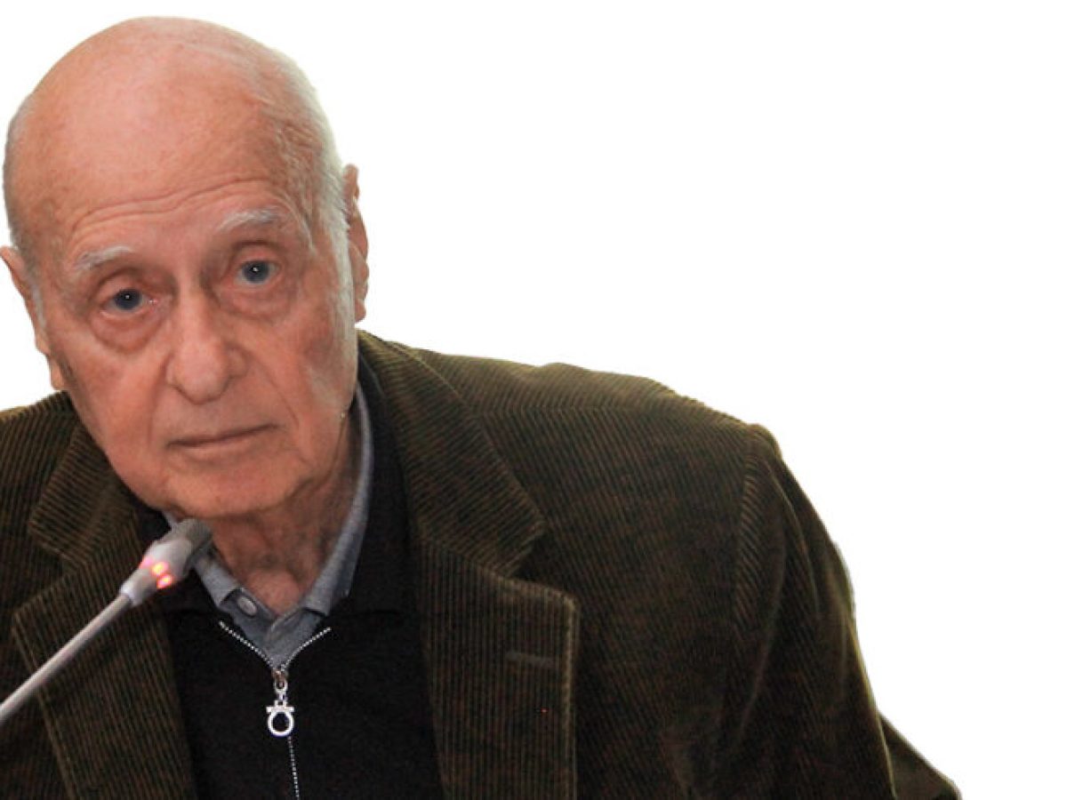 Ο Δήμος Βάρης Βούλας Βουλιαγμένης τιμά τον Χρήστο Διονυσόπουλο με το Χρυσό Μετάλλιο της Πόλης