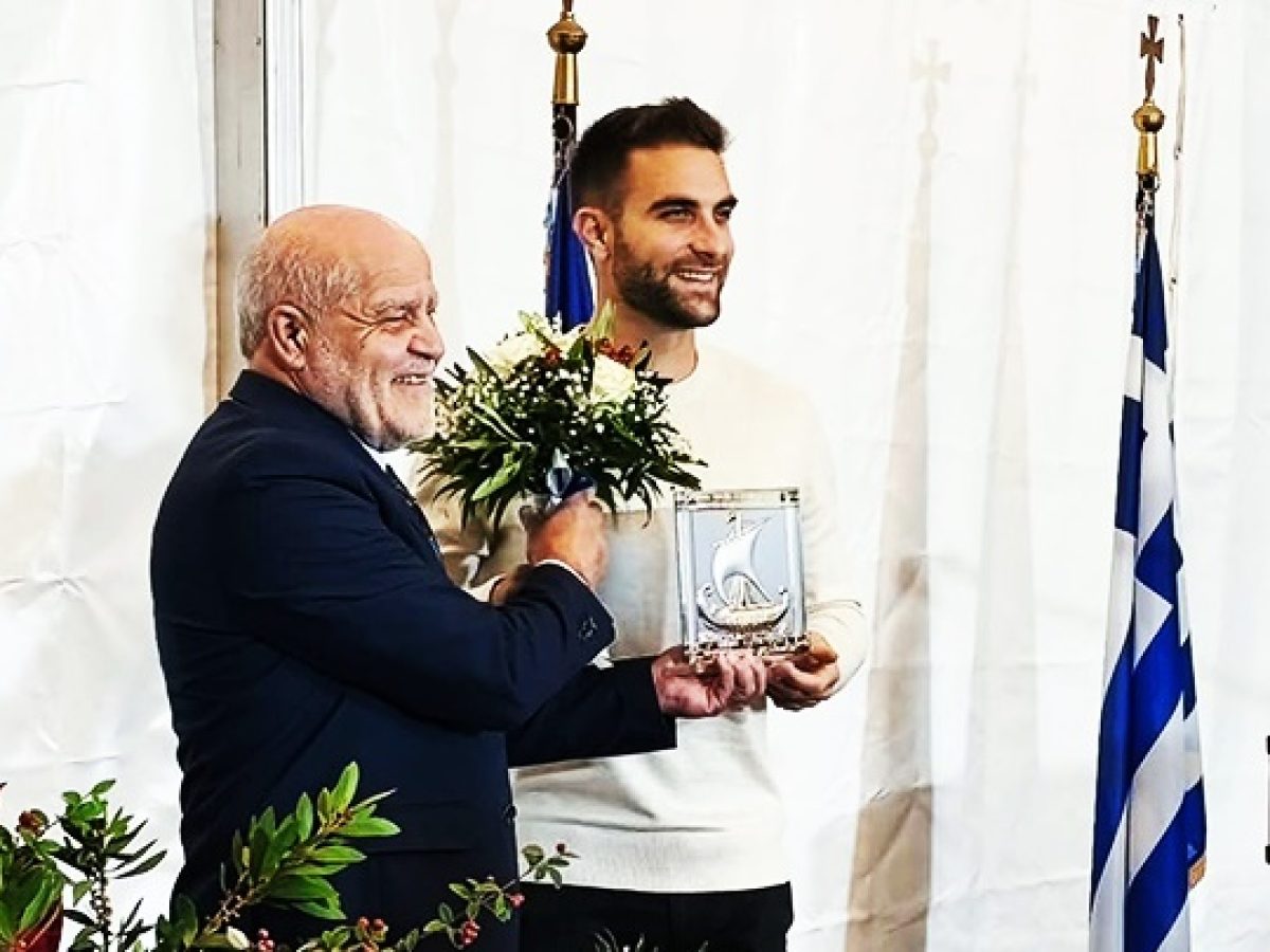 Ο Δήμος Βόρειας Κέρκυρας τίμησε το Στέφανο Ντούσκο!