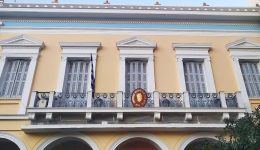 o-emporikos-sillogos-patron-stirizi