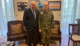 o-g.-nikitiadis-sinantithike-me