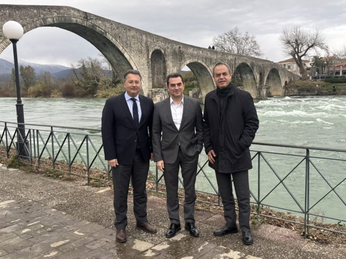 Ο Γιώργος Στύλιος υποδέχθηκε τον Γραμματέα της ΝΔ Κώστα Σκρέκα στην Άρτα – Συναντήσεις με φορείς και νέους παραγωγούς- επιχειρηματίες