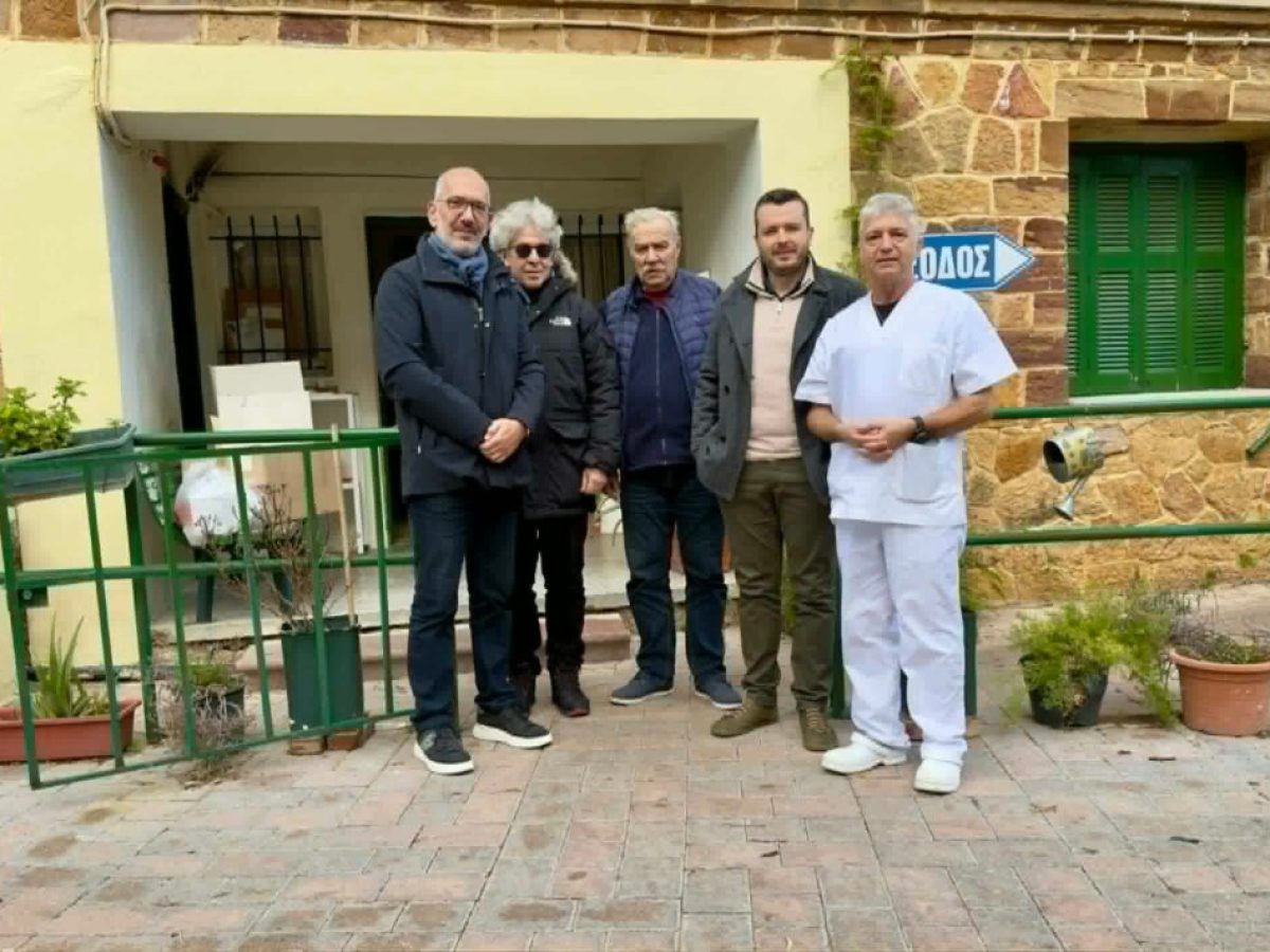 Ο Ιατρικός σύλλογος Χίου κοντά στο Γηροκομείο