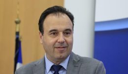 o-ipourgos-psifiakis-diakivernisis-mila