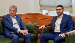 o-konstantinos-kefalogiannis-ston-periferiarchi-1