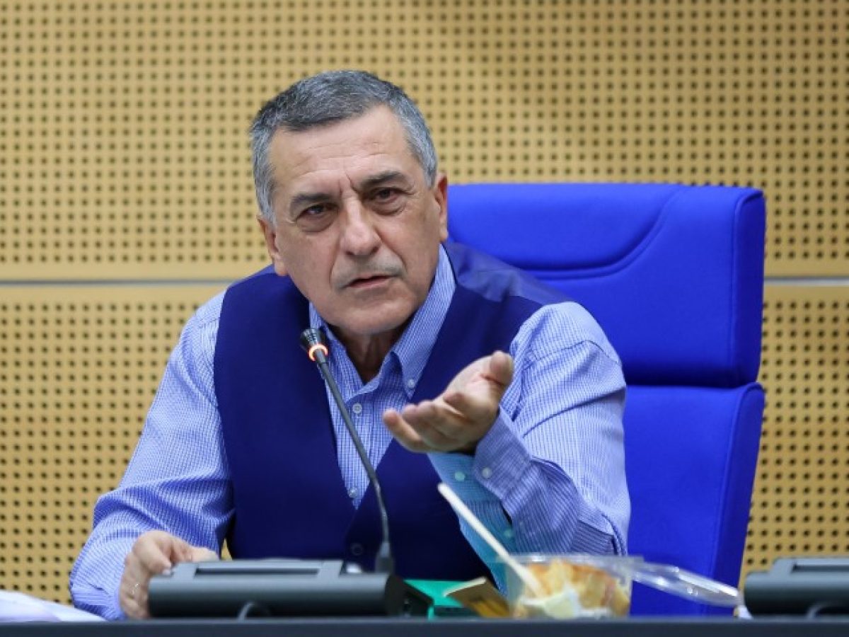 Ο Κουρέτας απαντά στον Αγοραστό με το πόρισμα της έκθεσης του Ελεγκτικού Συνεδρίου