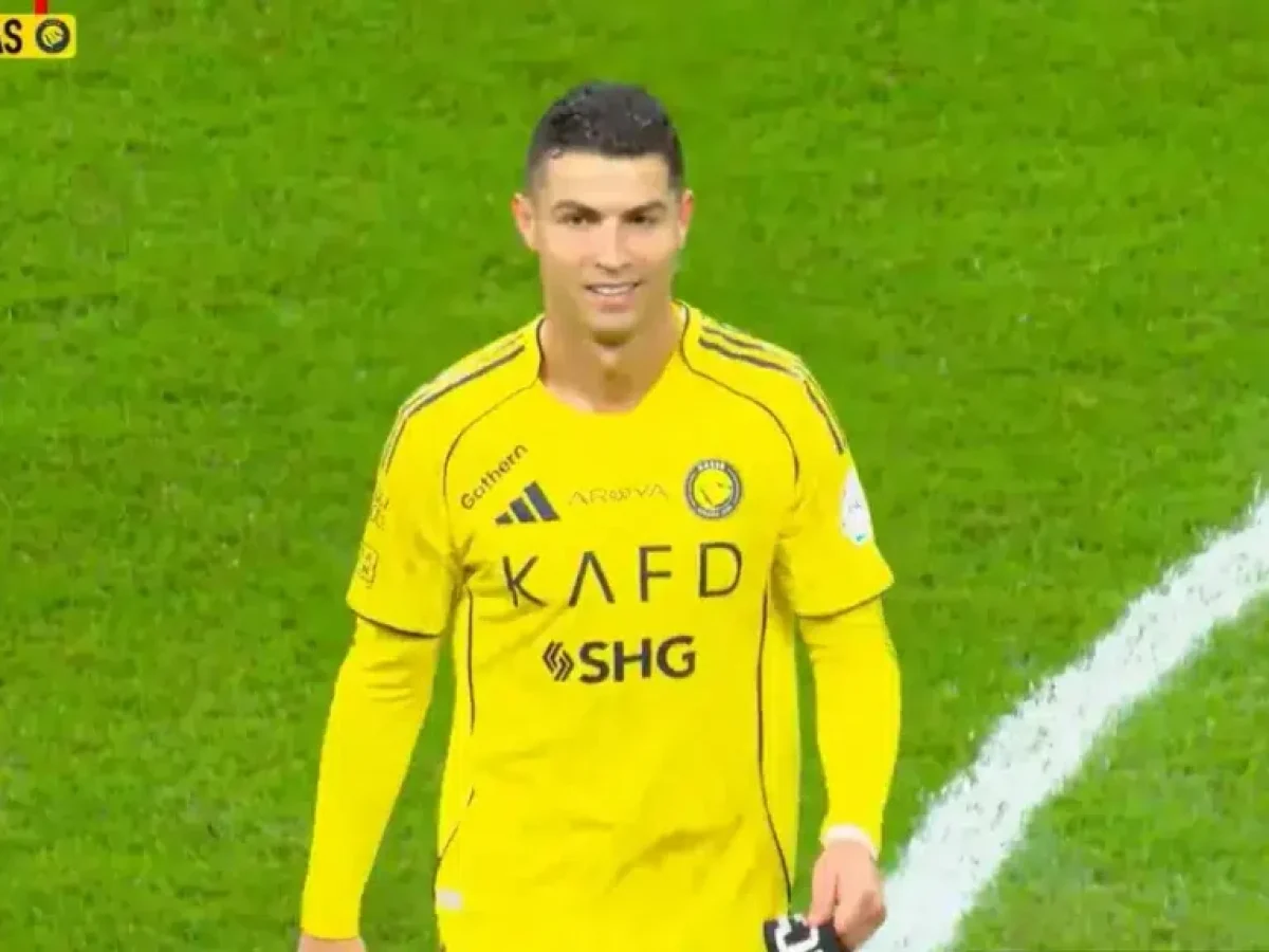 Ο Κριστιάνο Ρονάλντο δεν το πίστευε ότι έγινε αλλαγή ενώ η Αλ Νασρ έχανε: «Απίστευτο» μονολογούσε βγαίνοντας από το γήπεδο