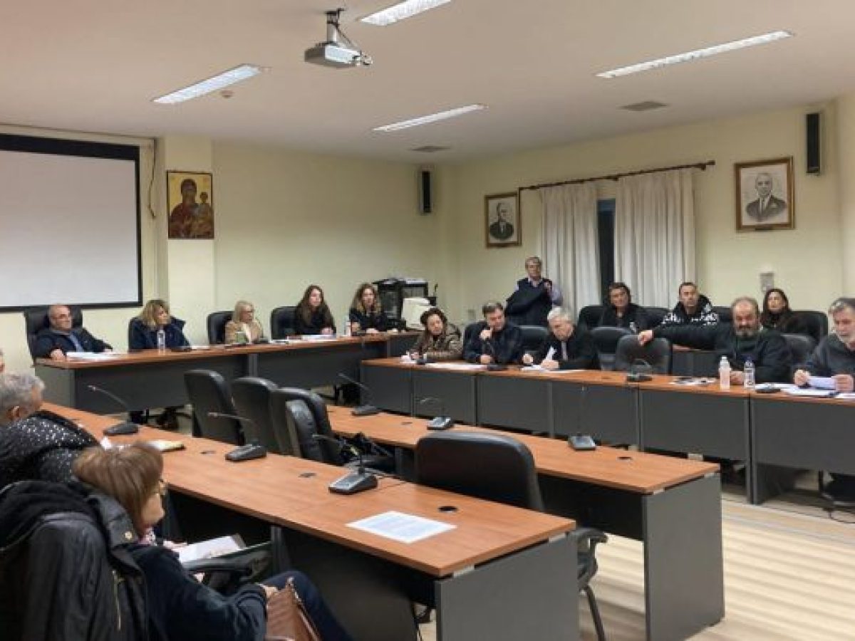 «Όχι σε λιγνιτωρυχείο» από Δημοτική Κοινότητα Κυπαρισσίας, βουλευτές, φορείς και κατοίκους