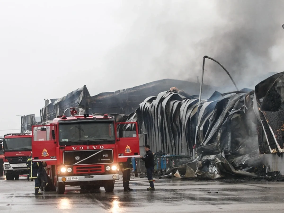 Όλοι έλεγαν ότι μυρίζει στο εργοστάσιο, αλλά δεν θα το καταθέσουν γιατί φοβούνται, λέει αδερφή θύματος της τραγωδίας στη Βιολάντα