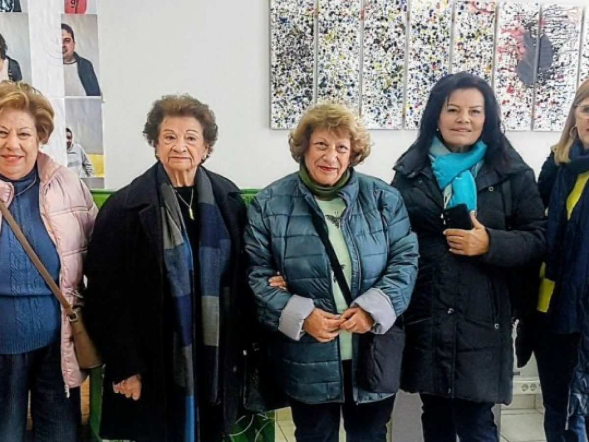 Όμιλος Εθελοντών Τρίτης Ηλικίας της Αγίας Αναστασίας:  Πρόσφερε χαμόγελα και αγάπη στα παιδιά του ΚΔΑΠ – Χαρταετός