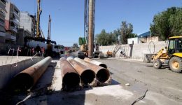 oristiko-aftes-i-eteries-analamvanoun