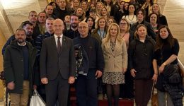 otan-i-scholiki-ekdromi-ginete