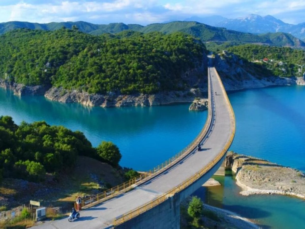 Πάνω από τη λίμνη Κρεμαστών η Γέφυρα Τατάρνας σπάει παγκόσμια ρεκόρ