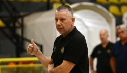 papatheodorou-o-kolossos-rodou-edixe